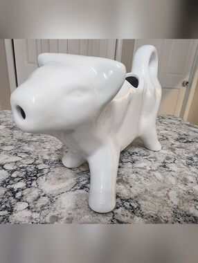 White Porcelain FRITZ AND FLOYD Cow Creamer - Home Kitchen